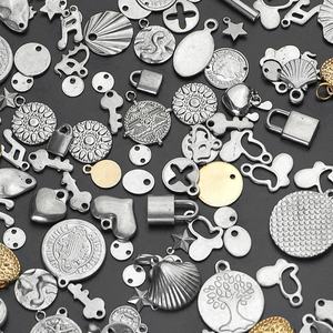 Etiquetas de Logotipo para Joyería, Mini Diseños Metálicos Grabados, Accesorios Personalizados para Collares y Pulseras - Product Image 3