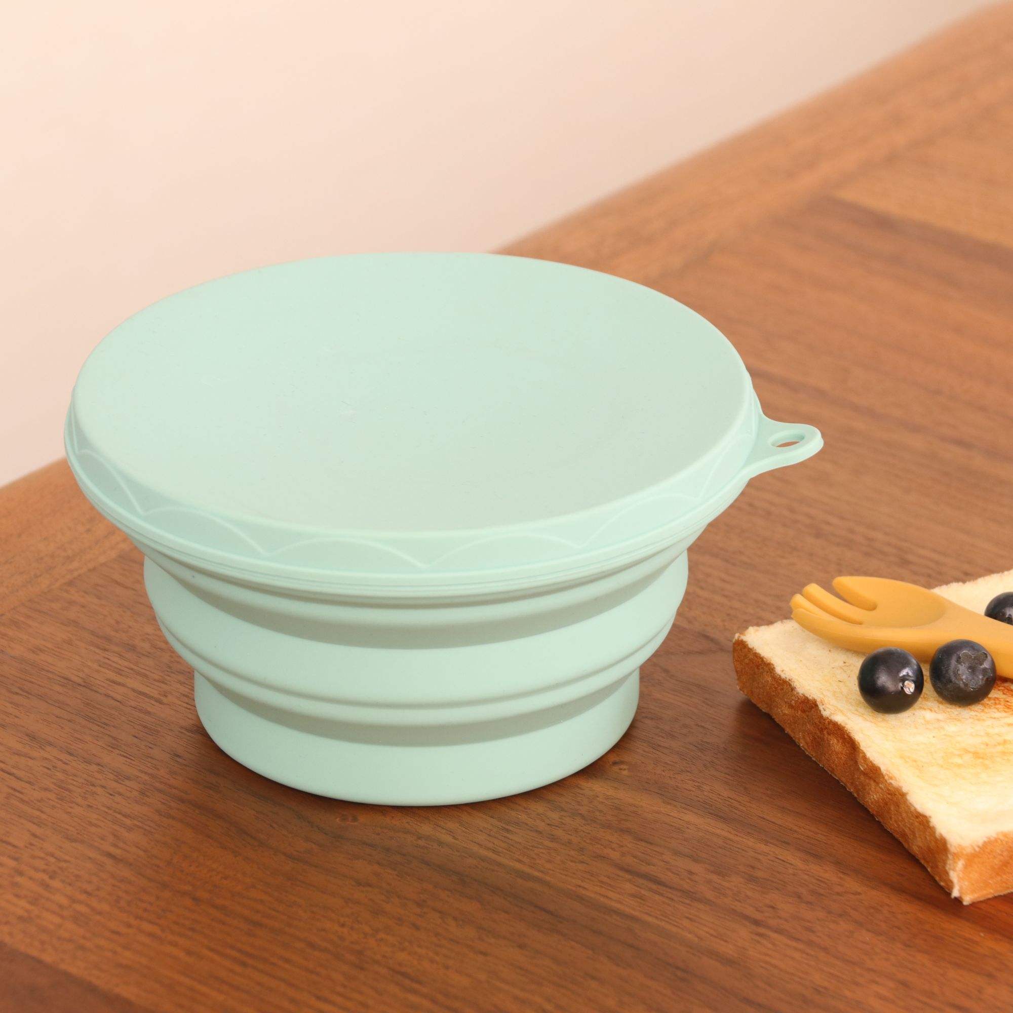 สีเขียว