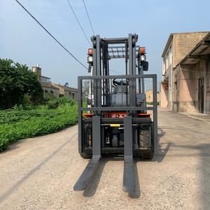 Gran oferta carretilla elevadora con motor diésel HELI <span class=keywords><strong>de</strong></span> 3 toneladas usada, carretilla elevadora <span class=keywords><strong>de</strong></span> contenedores TCM CPCD 30 <span class=keywords><strong>de</strong></span> <span class=keywords><strong>segunda</strong></span> <span class=keywords><strong>mano</strong></span> con cambio lateral - Product Image 1