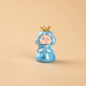 Charms Popolari in Resina a Forma di Principessa con Corona Colorata, Forniture Artistiche in Resina, Charms Personalizzati 3D a Forma di Principessa, Charms Fai da Te per Custodie Telefoniche - Product Image 5