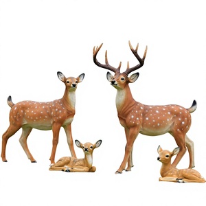 Sculpture de cerf Sika en résine artificielle pour la décoration de la cour et de la maison - Product Image 1