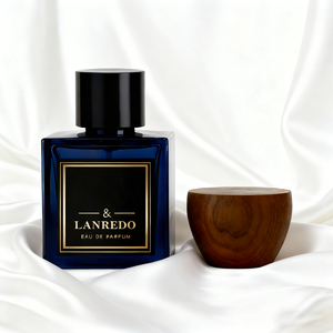 Flacon de parfum personnalisé de 30 ml, 50 ml, 100 ml, flacon de parfum en verre carré, flacon de parfum vide de luxe avec pompe et couvercle en bois - Product Image 3