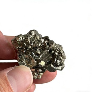 Cluster Grezzo di Pirite Naturale del Perù, Cristallo Dorato, Pietra Minerale Grezza per la Guarigione - Product Image 4