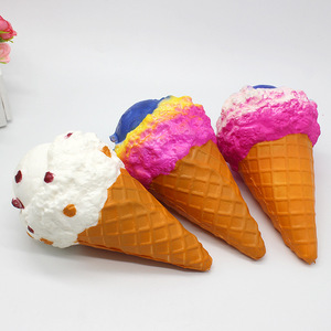 Juguete de Descompresión de Gelatina Blanda de Rebote Lento con Música para Amasar, Diseño de Helado - Product Image 2