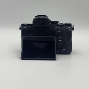 กล้องมิเรอร์เลส Sony A7 III+24-70 มือสอง พร้อมขายส่ง เหมาะสำหรับการจัดหาสินค้าขายส่ง กล้องวิดีโอ 4K ฟูลเฟรม มิเรอร์เลส - Product Image 4