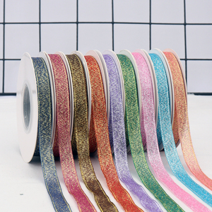 Cintas de regalo decorativas metálicas doradas y plateadas con purpurina colorida de poliéster 100% de diferentes tamaños y de alta calidad al por mayor - Product Image 1