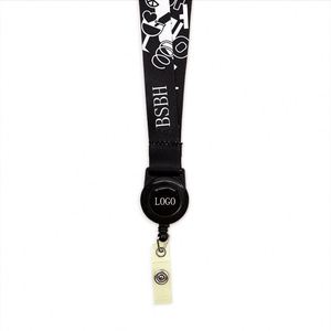Cordón de poliéster personalizado con cordón elástico redondo y soporte para tarjeta de identificación, cómodo collar para credencial de identificación. - Product Image 1