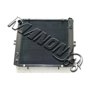 Radiateur Komatsu 3EB0431410 pour pièces de rechange de moteur de chariot élévateur, neuf - Product Image 3
