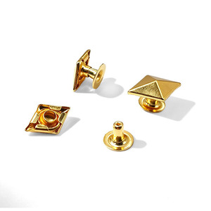 Rivets en forme de diamant 3D 9mm 10mm plaqués fer pour vêtements, chaussures et chapeaux de style punk - Product Image 3