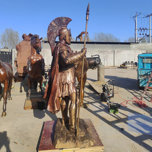 Statua del soldato guerriero in bronzo a grandezza naturale in stile romano greco antico decorato all'aperto su misura - Product Image 4