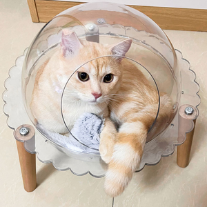 Elegante cama redonda de acrílico para gatos con nido en forma de cuenco transparente Patrón de animales Base de trípode de madera maciza ecológica Muebles para casas de mascotas - Product Image 1