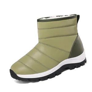 新款批发雪地靴女防水防滑毛绒冬季保暖踝靴低价高品质出口工厂
