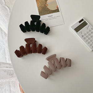 Squiggle-Pinzas de garra de pelo ondulado para mujer, accesorios para el cabello 2023, pinza grande antideslizante de 4 pulgadas - Product Image 4