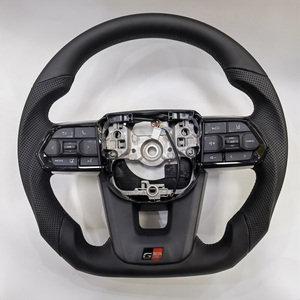 Für <span class=keywords><strong>Toyota</strong></span> LAND CRUISER LC300 Schwarzes Lenkrad mit Tasten 2008-2021 GR-Stil Carbon-Faser-Lenkrad LC79 LC76 LC70 - Product Image 2