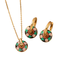 Juego de Joyería Floral de Acero Inoxidable Dorado con Esmalte, Collar con Colgante de Flor y Pendientes de Aro, Hipoalergénico, Regalo OEM