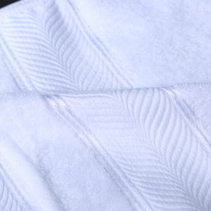 Serviette turque <span class=keywords><strong>de</strong></span> luxe, best-seller, absorbante, serviette <span class=keywords><strong>de</strong></span> <span class=keywords><strong>bain</strong></span> personnalisée en coton <span class=keywords><strong>70x140</strong></span>, vente en gros, 100% coton, serviettes <span class=keywords><strong>de</strong></span> <span class=keywords><strong>bain</strong></span> personnalisées pour hôtel - Product Image 5