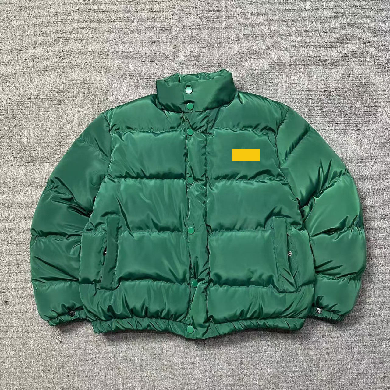 สีเขียว