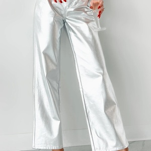 Nouveau pantalon droit vintage en cuir PU blanc de haute qualité pour femme, style streetwear et rétro argenté - Product Image 5