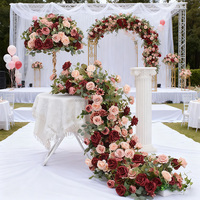 Offre Spéciale de haute qualité bordeaux rose soie artificielle chemin de table floral décoration de mariage rangée de fleurs et boule de fleurs