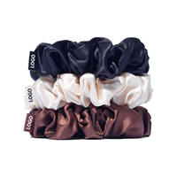 Lot de chouchous de luxe en soie de mûrier de 3,5 cm avec boîte personnalisée, élastiques à cheveux 100 % soie pour cadeau de demoiselle d'honneur
