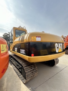 Le Japon a importé Caterpillar 320CL original a utilisé des machines de construction d'excavatrice à vendre - Product Image 6