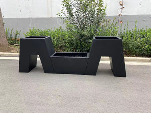 Maceta Moderna de Metal Negro, Maceta de Acero Inoxidable con Diseño de Logotipo Dorado para Exhibición de Flores y Plantas Verdes en Interiores - Product Image 6
