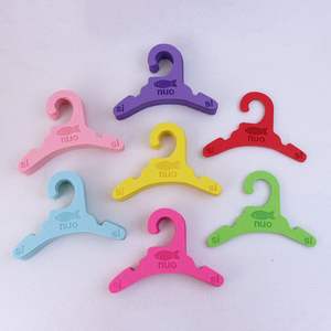 Porte-vêtements pour petits animaux de compagnie de couleur macaron, porte-bavoirs pour chiens et chats, présentoirs pour vêtements pour <span class=keywords><strong>animalerie</strong></span> - Product Image 5