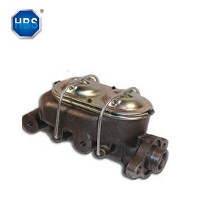 Cilindro maestro universal de 1 "de hierro fundido estilo Corvette con 9/16" y 1/2 "en ambos lados OEM MC1321H - Product Image 2