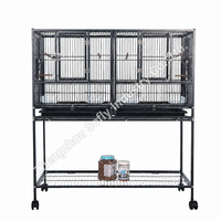 Cage à oiseaux d'élevage en promotion, volière spacieuse à 3 niveaux, cage à oiseaux empilable en fil métallique avec perchoir et support roulant