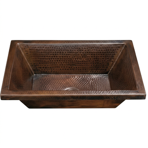 Évier de cuisine élégant en cuivre fait main, simple bac, rectangulaire, finition mate rustique, installation sur plan. - Product Image 4