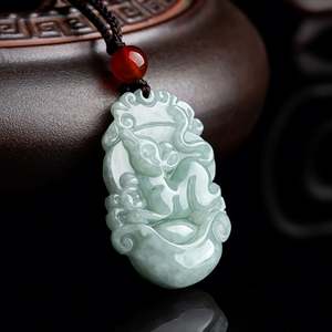Collier en jade avec pendentif de gardien de douze horoscopes chinois, vente en gros - Product Image 4