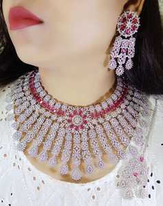 ชุดเครื่องประดับเพชรแบบอเมริกันสำหรับปาร์ตี้งานหินผู้หญิงและเด็กผู้หญิงเครื่องประดับดีไซน์พรีเมี่ยมงานแฮนด์เมดสินค้าจำนวนมาก - Product Image 5