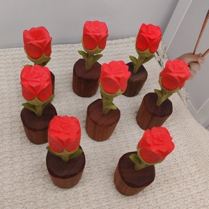 Decoración Rústica de Madera de Tilo, Rosa de Madera Maciza, Adorno de Escritorio para el Día de San Valentín, Festival Qixi, Día del Maestro, Regalo de Cumpleaños para Ella - Product Image 3