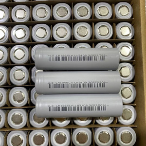 <span class=keywords><strong>แบ</strong></span><span class=keywords><strong>ต</strong></span>เตอรี่ลิเธียมไอออนทรงกระบอก 18650 3.7v 2000mah 10C คุณภาพเชื่อถือได้ <span class=keywords><strong>ราคา</strong></span>คุ้มค่า ปี 2023 ชาร์จซ้ำได้ - Product Image 3