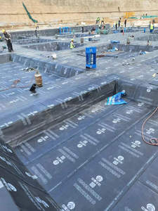 Membrane d'étanchéité bitumineuse respirante écologique noire SBS APP 4 mm 2 mm Sous-couche de toiture <span class=keywords><strong>Piscine</strong></span> Garantie 3 ans - Product Image 5