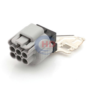 Câble de faisceau de câblage 6 broches 6440-0312, boîtier de câblage automobile, connecteur de capteur de poids avant, connecteurs de prise automobile pour <span class=keywords><strong>Toyota</strong></span> - Product Image 6