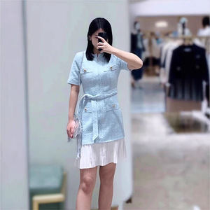 Nuovo Stile Primavera 2025 - <span class=keywords><strong>Abito</strong></span> in <span class=keywords><strong>Tweed</strong></span> Blu Cielo Fresco Stile Francese con Collo Tondo, Vita Stretta e Plissettato - Product Image 2