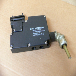Brandneuer & PLC Azm 161Sk-12/12Rk-024 Sicherheits-Verriegelungsschalter *Industrielle Automatisierungsprodukte - Bestes Preis-Leistungs-Verhältnis - Product Image 1