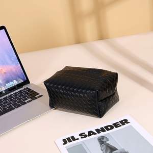 กล่องกระดาษทิชชูหนังแบบพกพากันน้ำอเนกประสงค์สำหรับบ้านรถห้องน้ำดีไซน์มีสไตล์ - Product Image 1