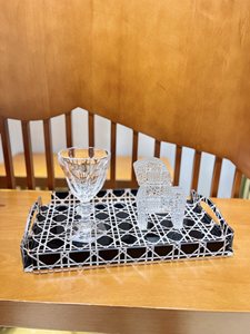 Bandejas Francesas Acrílicas Transparentes Modernas en Forma de Diamante, Personalizadas de Fábrica, Aptas para Contacto con Alimentos, para Salones de Belleza, Restaurantes, Aromaterapia - Product Image 3