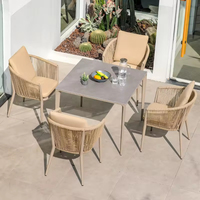 Ensemble de meubles de jardin personnalisés ensemble table et chaises de tissage en corde pour l'extérieur table cadre en aluminium pour restaurant