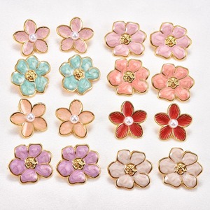Boucles d'oreilles clous en acier inoxydable plaqué or, motif fleur colorée, pour femme, bijoux en métal, cadeau - Product Image 4