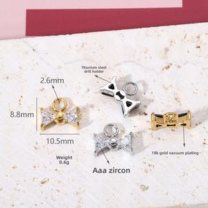 MF48 Lote de 10 piezas de dijes de cobre chapado en oro de 18K con circonita, accesorios de joyería al por mayor para la fabricación de colgantes y collares DIY - Product Image 1