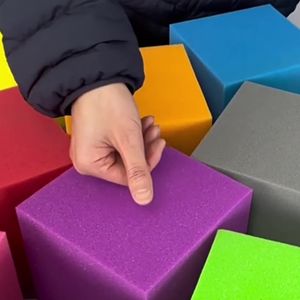 Cubi in Schiuma Poliuretanica all'Ingrosso per Parchi Trampolino e Palestre, Blocchi di Riempimento per Fosse di Sicurezza, Cubi in Spugna ad Alta Densità per Esterni - Product Image 3
