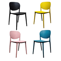 FoShan design moderne empilable en gros monocoque polypropylène polypropylène pp chaise en plastique pour les repas en plein air événements salon