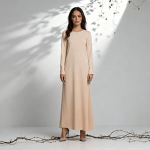 Abaya Modeste en Polyester Uni Personnalisée en Gros pour Femmes Musulmanes – Robe Décontractée Tendance - Product Image 1