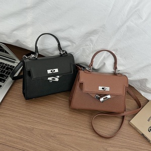 Borsa da Donna alla Moda - Design Semplice, Versatile, a Spalla e <span class=keywords><strong>Tracolla</strong></span>, Stile Quadrato Piccolo con Cinghia Singola - Product Image 2