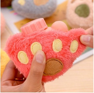 Calentador de manos 3D con forma de pata de gato OMORY, moderno, fácil de transportar, mini calentador de manos, bolsa de agua caliente. - Product Image 4