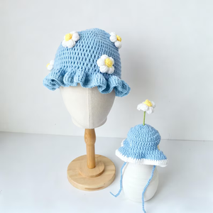 Gorro de bebé de ganchillo, gorro de sol tejido con pompón de flor y borde con volantes para niños, viajes, actividades al aire libre. Se acepta personalización. - Product Image 2