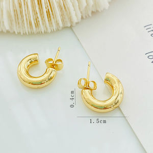 Pendientes de Aro en Forma de C Chapados en Oro de 18K, Hebilla de Oreja Curva, Pendientes Geométricos de Metal Minimalistas, Regalo de Joyería - Product Image 2